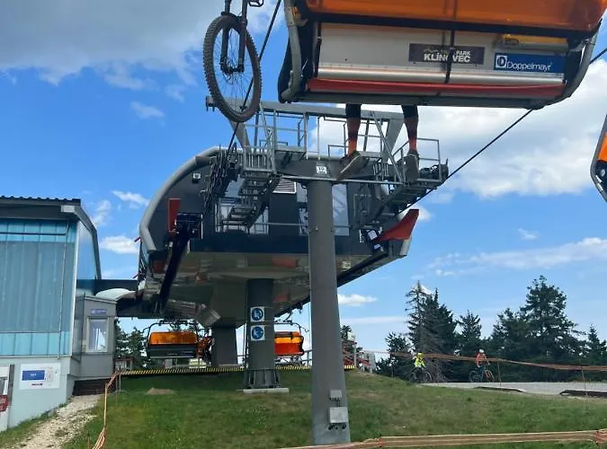 Klinovec-apartments شقة